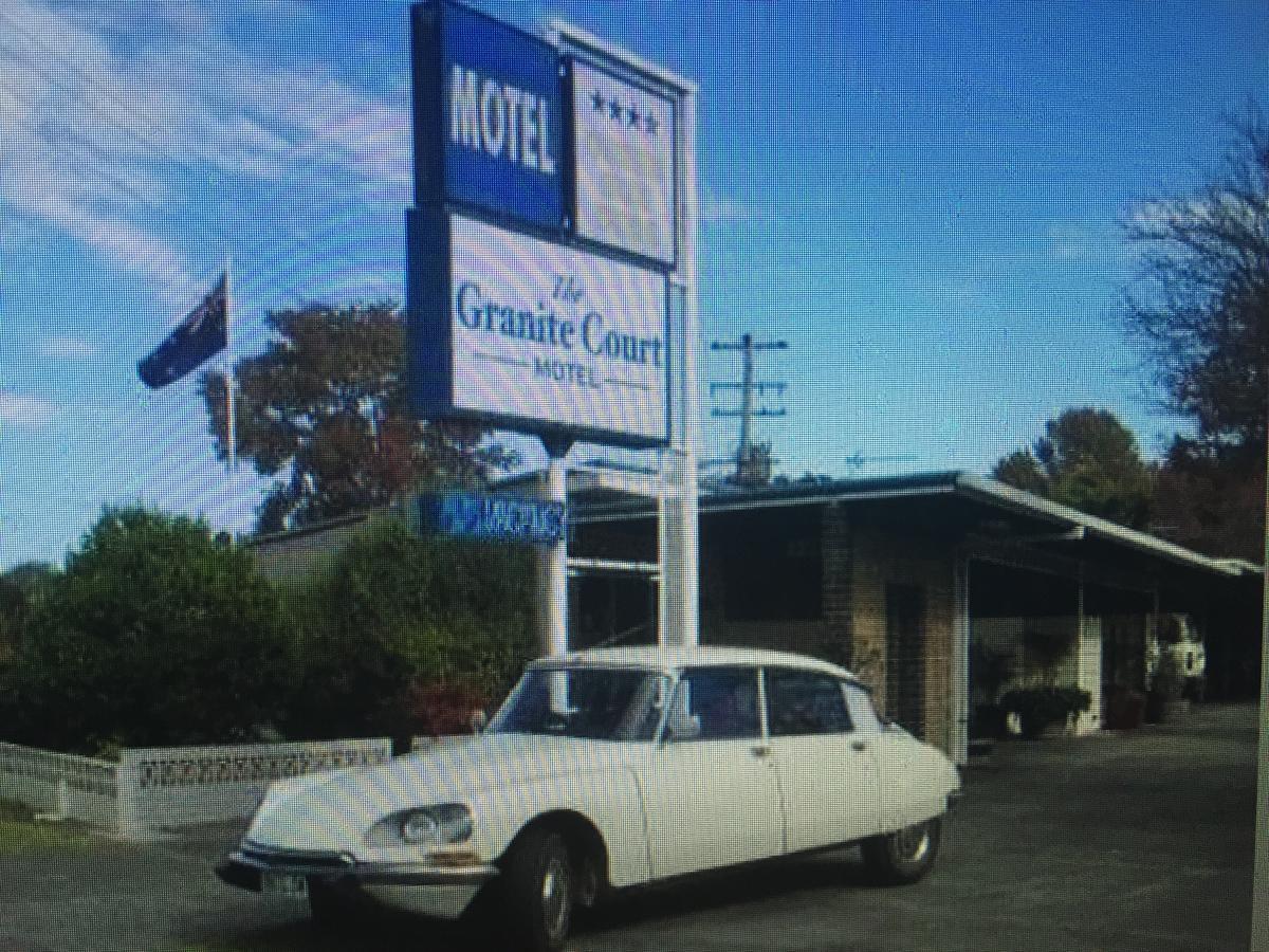 Granite Belt Motel Станторп Экстерьер фото